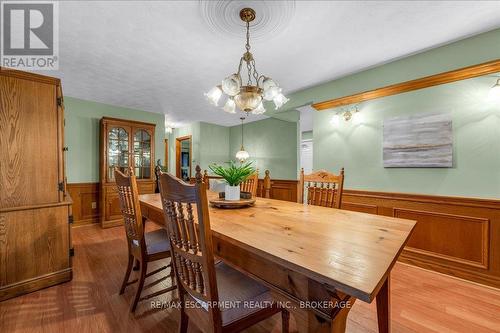 33 Old Orchard Avenue, Grimsby (540 - Grimsby Beach), ON - Indoor Photo Showing Dining Room