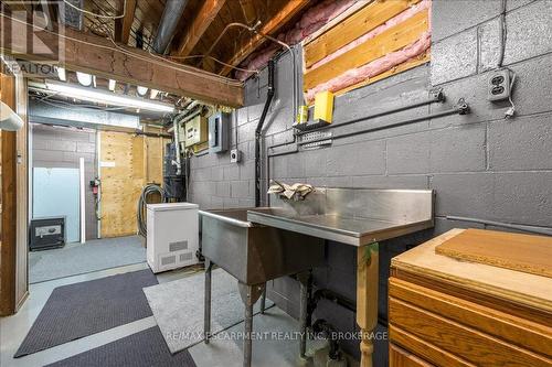 33 Old Orchard Avenue, Grimsby (540 - Grimsby Beach), ON - Indoor Photo Showing Basement