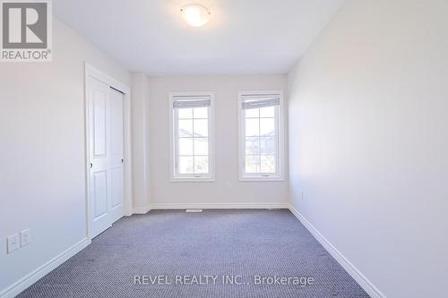 17 Hawthorn Avenue, Thorold, ON - Indoor Photo Showing Other Room