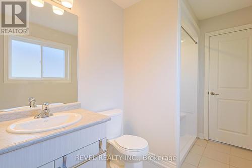 17 Hawthorn Avenue, Thorold, ON - Indoor Photo Showing Bathroom