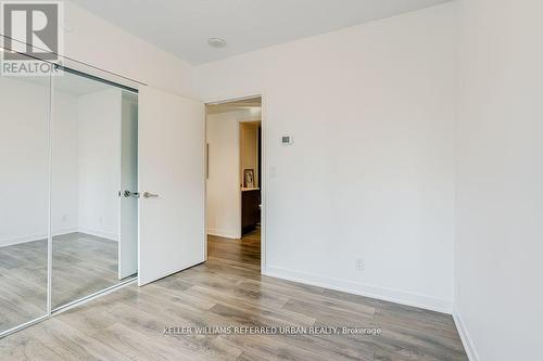 1604 - 100 Harbour Street, Toronto, ON - Indoor Photo Showing Other Room