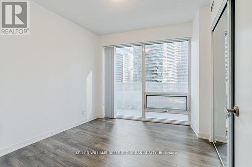 1604 - 100 Harbour Street, Toronto, ON - Indoor Photo Showing Other Room