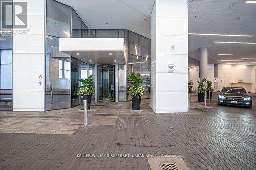 1604 - 100 Harbour Street, Toronto, ON - Indoor Photo Showing Other Room