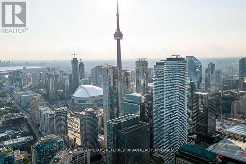 1604 - 100 Harbour Street, Toronto, ON - Outdoor With View