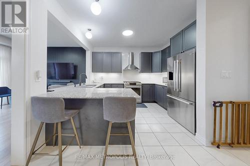 1286 Aquarius Trail, Pickering, ON - Indoor Photo Showing Kitchen With Upgraded Kitchen