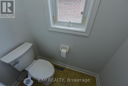 11 Cairnburg Drive, Brampton, ON - Indoor Photo Showing Bathroom