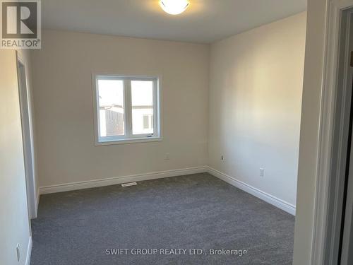 Upper - 27 Keyworth Crescent, Brampton, ON - Indoor Photo Showing Other Room