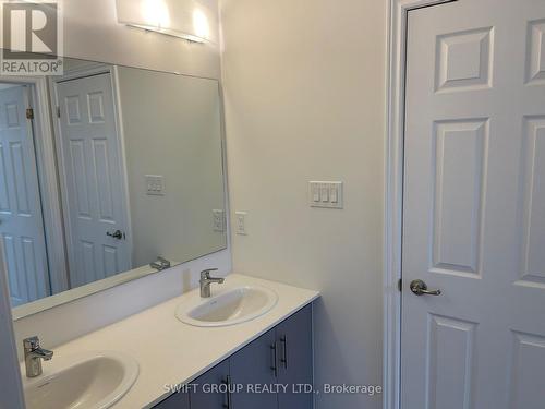 Upper - 27 Keyworth Crescent, Brampton, ON - Indoor Photo Showing Bathroom