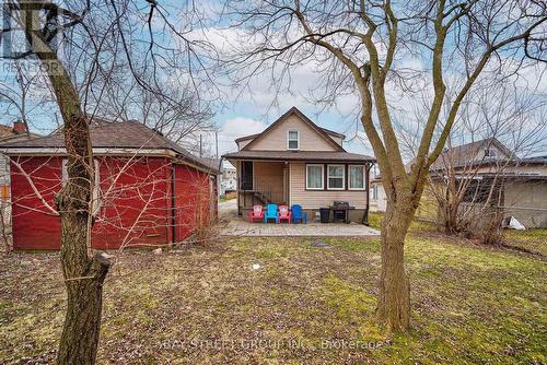 5241 Kitchener Street, Niagara Falls, ON - Outdoor