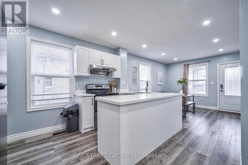 5241 Kitchener Street, Niagara Falls, ON - Indoor Photo Showing Kitchen