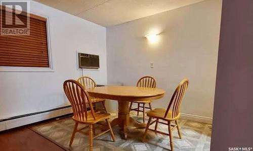 12 47 Centennial Street, Regina, SK - Indoor Photo Showing Dining Room