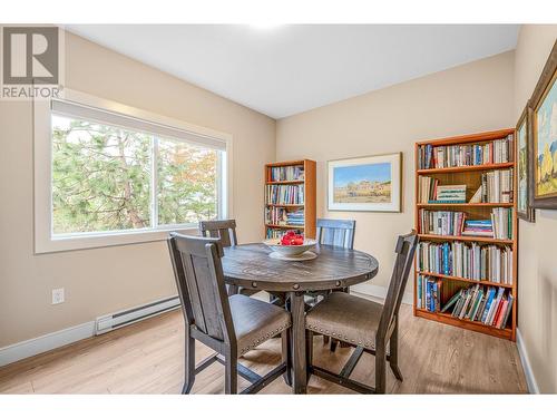 900 Stockley Street, Kelowna, BC - Indoor Photo Showing Dining Room