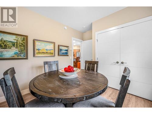 900 Stockley Street, Kelowna, BC - Indoor Photo Showing Dining Room