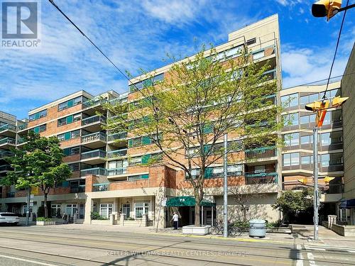 123 - 71 Mccaul Street, Toronto, ON - Outdoor