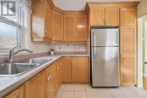 71 Kencliff Crescent, Toronto, ON - Indoor Photo Showing Kitchen With Double Sink