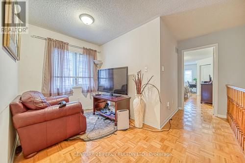 107 Venice Gate Drive, Vaughan, ON - Indoor