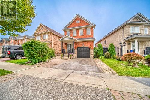 107 Venice Gate Drive, Vaughan, ON - Outdoor With Facade