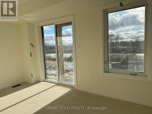 17 Gillies Lane, Richmond Hill, ON - Indoor Photo Showing Other Room