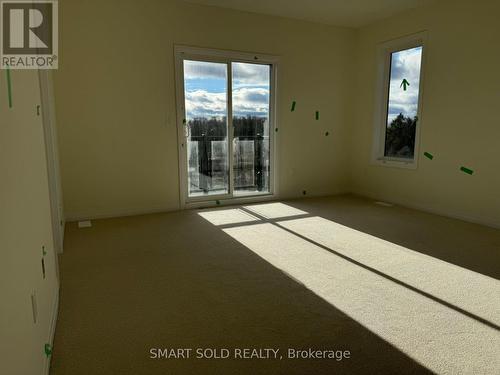 17 Gillies Lane, Richmond Hill, ON - Indoor Photo Showing Other Room