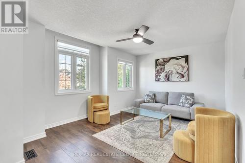 48 Isaiah Drive, Kitchener, ON - Indoor Photo Showing Living Room