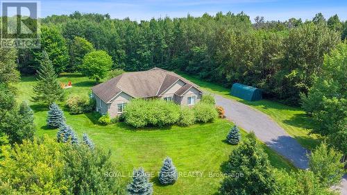 132 Country Carriage Way, Ottawa, ON - Outdoor