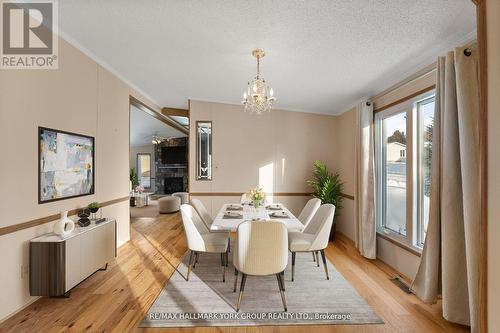 3 Inlet Court, Georgina, ON - Indoor Photo Showing Dining Room