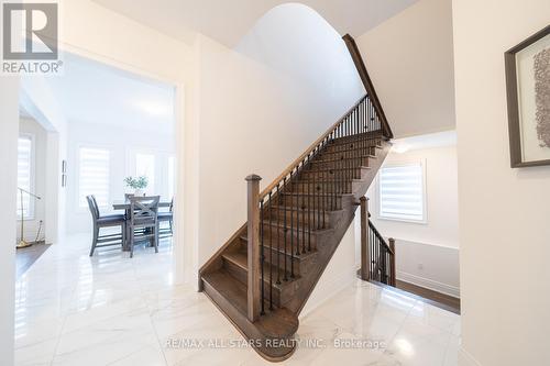 135 Steam Whistle Drive, Whitchurch-Stouffville, ON - Indoor Photo Showing Other Room