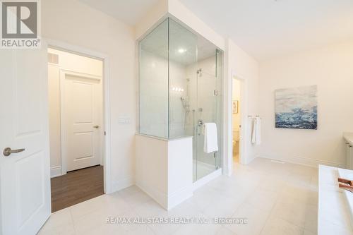 135 Steam Whistle Drive, Whitchurch-Stouffville, ON - Indoor Photo Showing Other Room