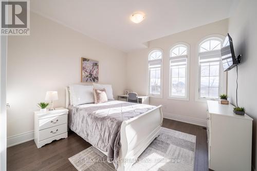 135 Steam Whistle Drive, Whitchurch-Stouffville, ON - Indoor Photo Showing Bedroom