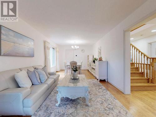 64 Bradgate Drive, Markham, ON - Indoor Photo Showing Living Room