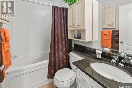 403 363 Nelson Road, Saskatoon, SK - Indoor Photo Showing Bathroom