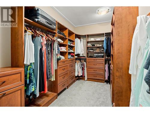 4382 Hobson Road, Kelowna, BC - Indoor Photo Showing Bedroom