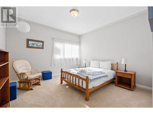 4382 Hobson Road, Kelowna, BC - Indoor Photo Showing Bedroom