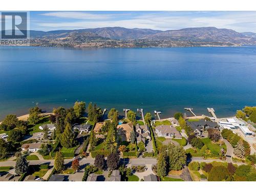 4382 Hobson Road, Kelowna, BC - Outdoor