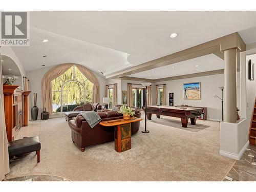 4382 Hobson Road, Kelowna, BC - Indoor Photo Showing Living Room With Fireplace