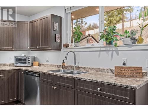 3780 Schubert Road Unit# 128 Lot# 35, Armstrong, BC - Indoor Photo Showing Kitchen With Double Sink