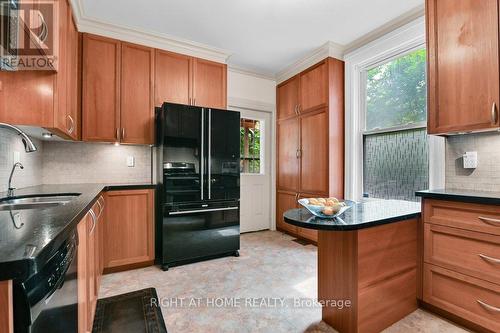 86 James Street, Ottawa, ON - Indoor Photo Showing Kitchen