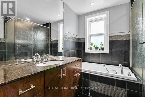 86 James Street, Ottawa, ON - Indoor Photo Showing Bathroom