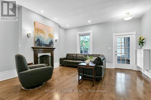 86 James Street, Ottawa, ON - Indoor Photo Showing Living Room With Fireplace