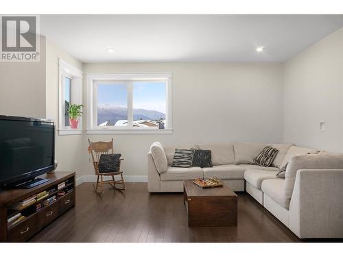 57 Wozney Street, Kitimat, BC - Indoor Photo Showing Living Room