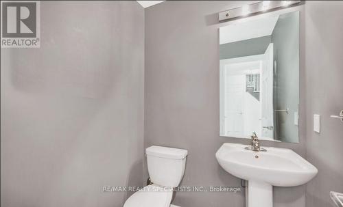 825 Cook Crescent, Shelburne, ON - Indoor Photo Showing Bathroom