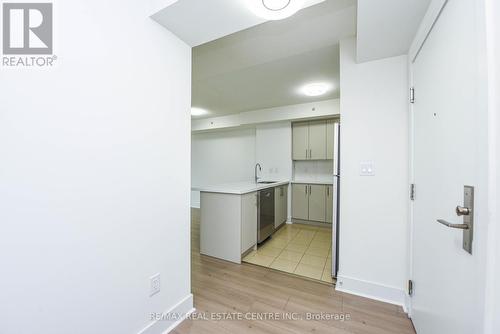 1505 - 5740 Yonge Street, Toronto, ON - Indoor Photo Showing Other Room