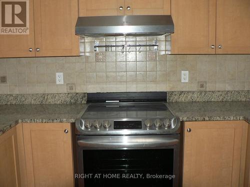 3 - 111 Eccles Street S, Ottawa, ON - Indoor Photo Showing Kitchen