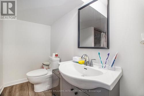 1387/89 Raven Avenue, Ottawa, ON - Indoor Photo Showing Bathroom