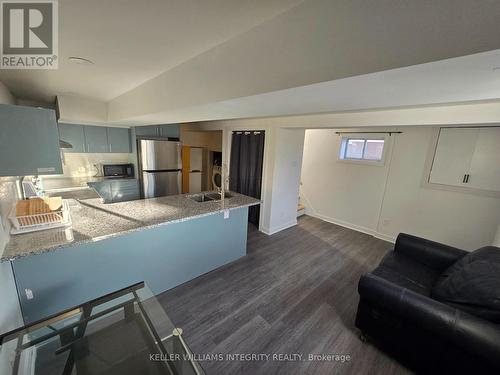 1387/89 Raven Avenue, Ottawa, ON - Indoor Photo Showing Kitchen