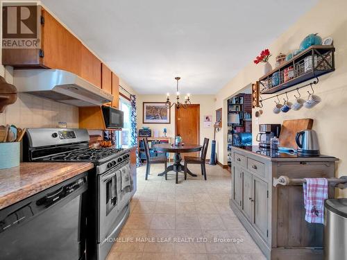 2009 Sideroad 10, Milton, ON - Indoor Photo Showing Kitchen