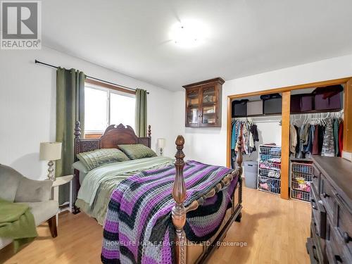 2009 Sideroad 10, Milton, ON - Indoor Photo Showing Bedroom