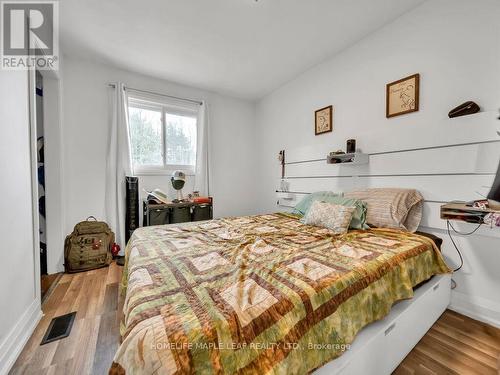 2009 Sideroad 10, Milton, ON - Indoor Photo Showing Bedroom