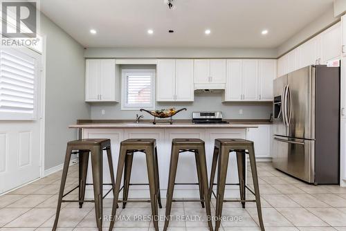 14 Deer Ridge Trail, Caledon, ON - Indoor Photo Showing Kitchen With Stainless Steel Kitchen