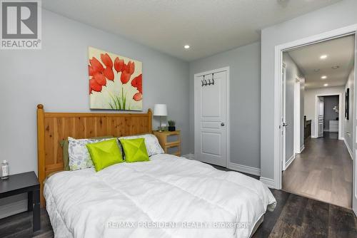 14 Deer Ridge Trail, Caledon, ON - Indoor Photo Showing Bedroom